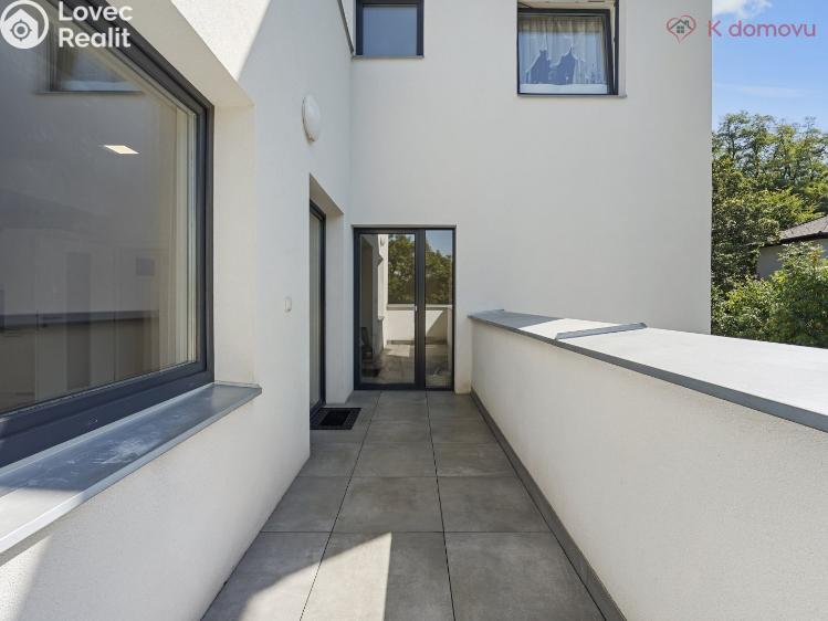 Prodej bytu 3+KK Praha, Na Baních 1616 č. 17