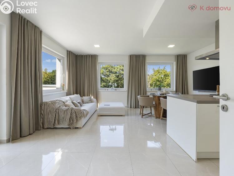 Prodej bytu 3+KK Praha, Na Baních 1616 č. 25