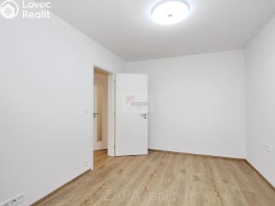 Rent apartment 2+KK Praha 10, Horní Měcholupy, Milánská 876 č. 5