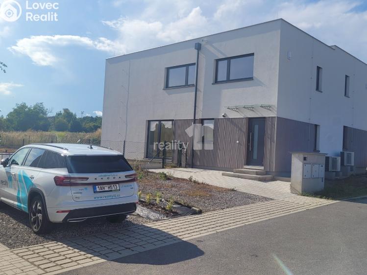 Продаж сімейного будинку Kladno, Pechlátova č. 1