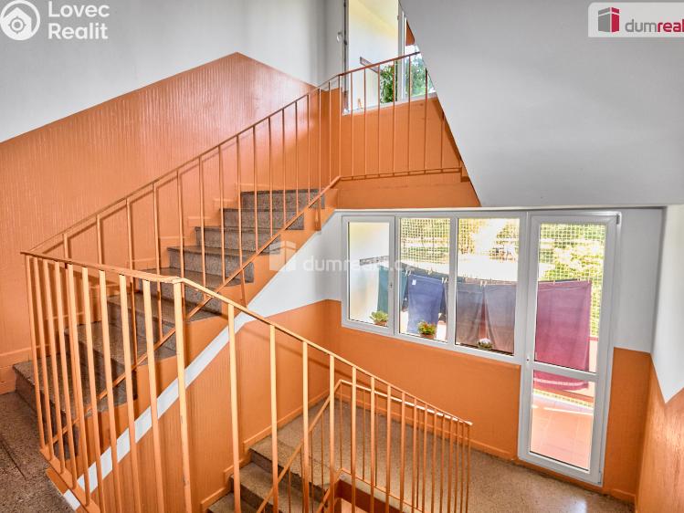 Sale apartment 3+1 Vintířov č. 7