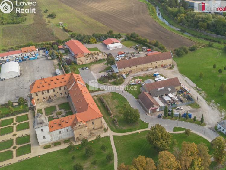 Prodej činžovního domu Králův Dvůr, 5. května č. 43