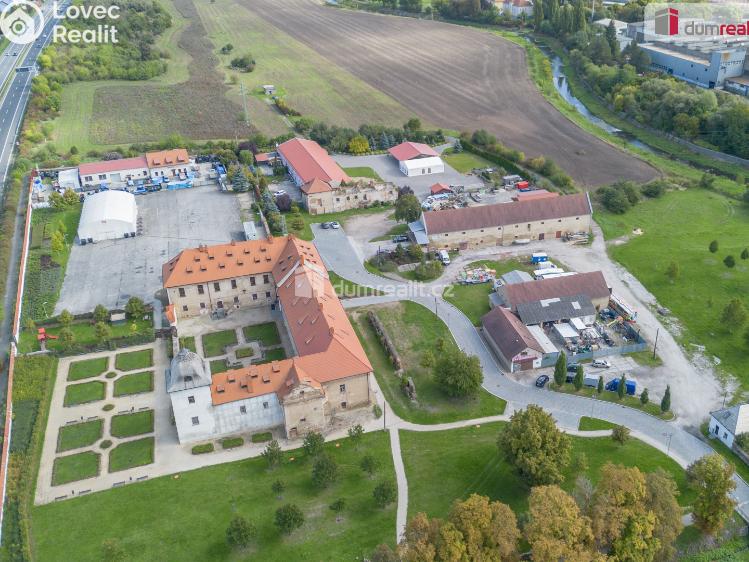 Prodej činžovního domu Králův Dvůr, 5. května č. 56