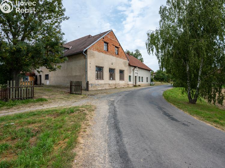 Prodej obchodního prostoru Chroustovice č. 3