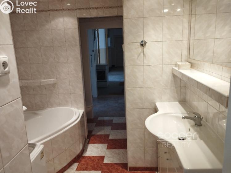 Pronájem bytu 2+KK Praha, Jeseniova č. 5