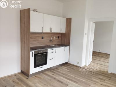 Rent apartment 2+KK Praha, Jeseniova č. 1