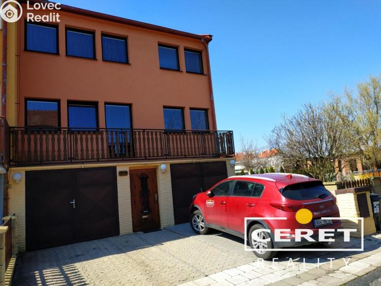 Pronájem bytu 3+1 Žatec, Šafaříkova 2538 č. 1