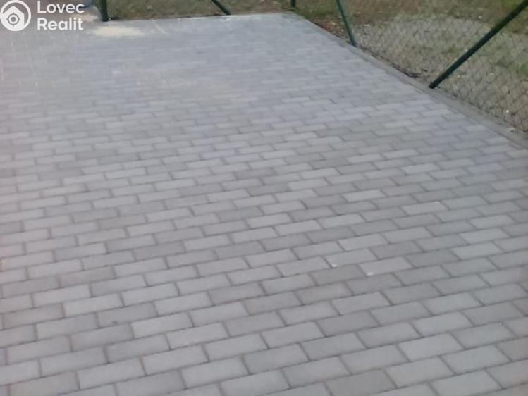 Pronájem garážového stání Prostějov, Plumlovská 431/8 č. 1