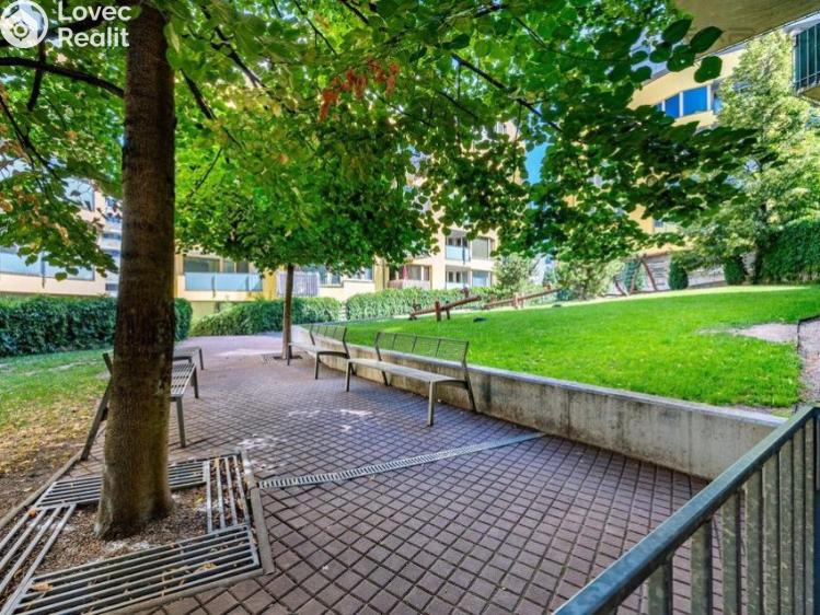 Продажа квартиры 4+KK Praha, Jeseniova č. 24