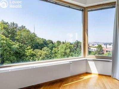Prodej bytu 4+KK Praha, Jeseniova č. 5
