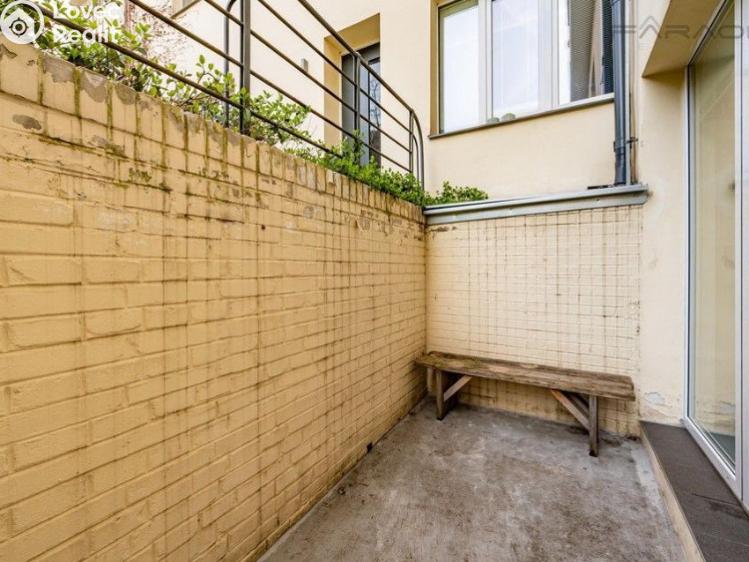 Pronájem bytu 1+KK Praha, 28. pluku č. 3