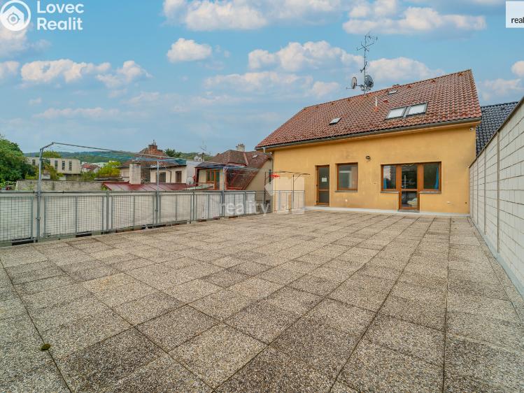 Prodej činžovního domu Zlín, Růžová č. 6