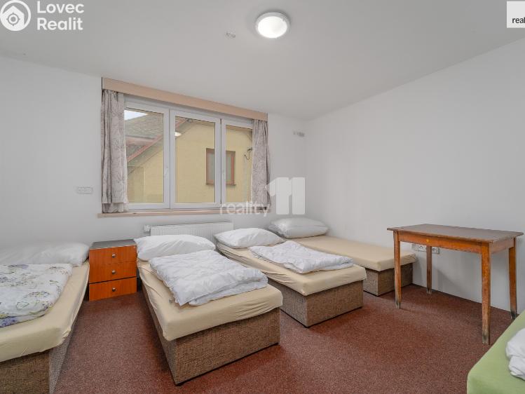 Prodej činžovního domu Zlín, Růžová č. 8