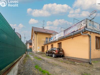 Продаж багатоквартирного будинку Zlín, Růžová č. 3