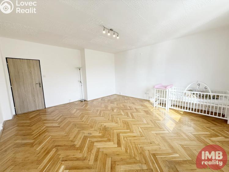 Sale apartment 2+1 Karlovy Vary, Hybešova č. 8