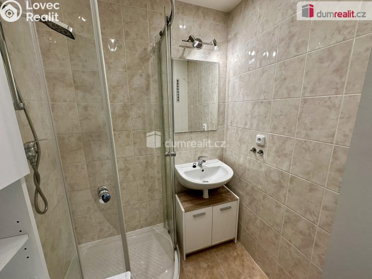 Pronájem bytu 2+1 Zlín, M. Knesla č. 9