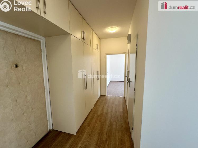 Pronájem bytu 2+1 Zlín, M. Knesla č. 11