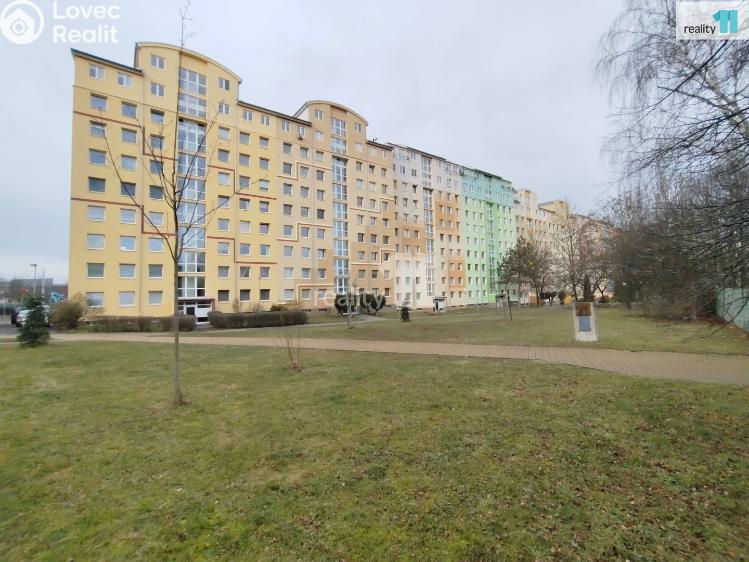 Pronájem bytu 2+1 Praha 18, Tupolevova č. 20