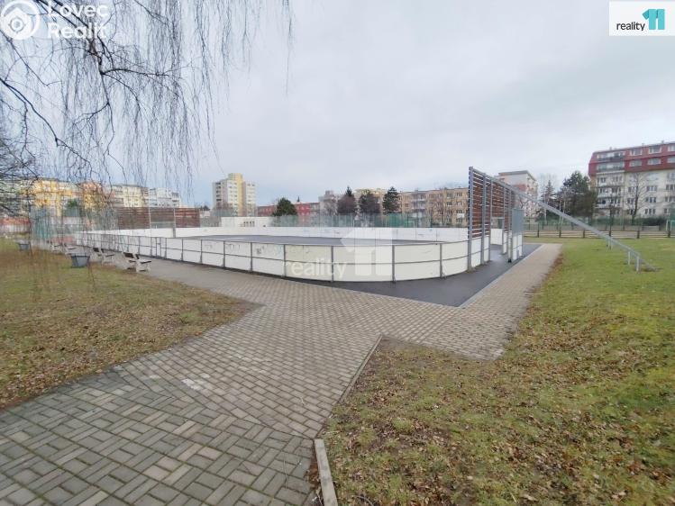 Pronájem bytu 2+1 Praha 18, Tupolevova č. 22