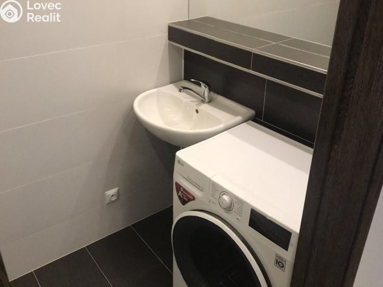 Pronájem bytu 1+KK Praha, Sulova č. 9