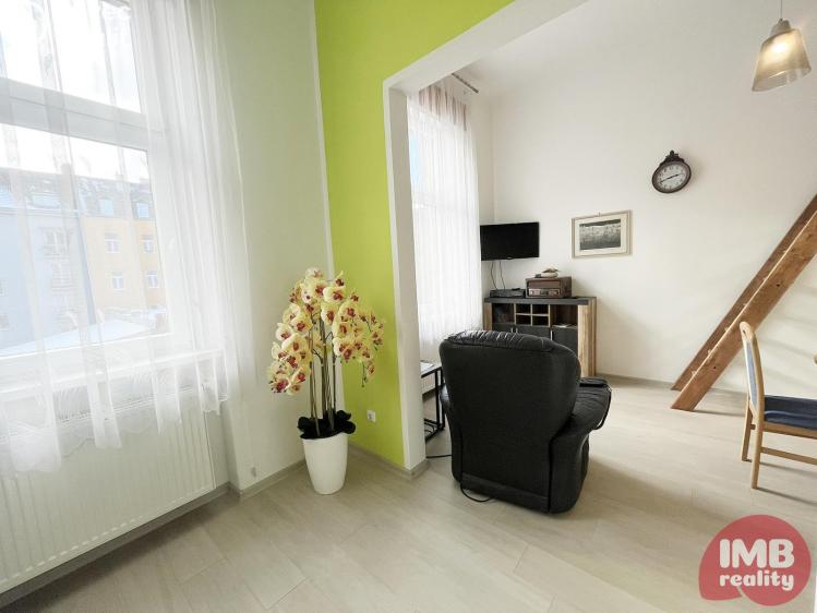Prodej bytu 3+1 Karlovy Vary, Foersterova 1093/15 č. 11