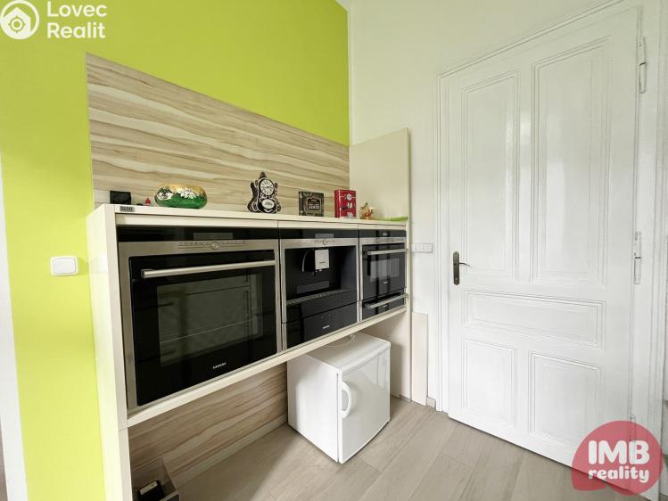 Prodej bytu 3+1 Karlovy Vary, Foersterova 1093/15 č. 15