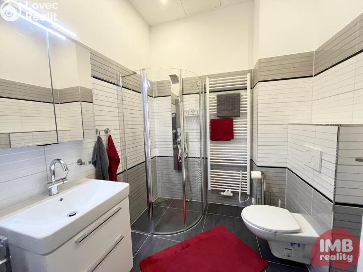 Prodej bytu 3+1 Karlovy Vary, Foersterova 1093/15 č. 16