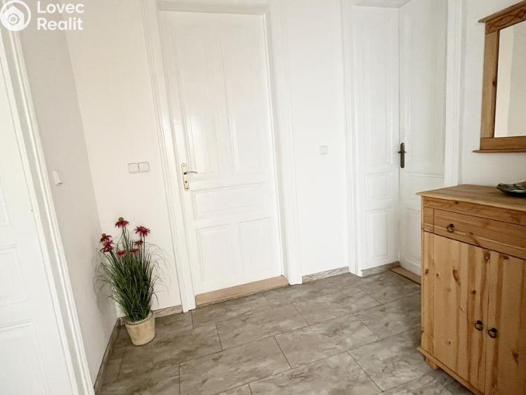 Prodej bytu 3+1 Karlovy Vary, Foersterova 1093/15 č. 20