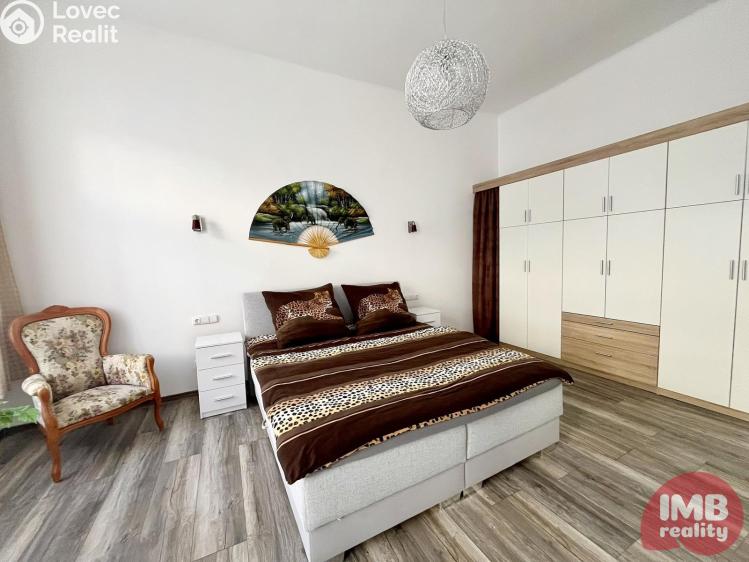 Prodej bytu 3+1 Karlovy Vary, Foersterova 1093/15 č. 22
