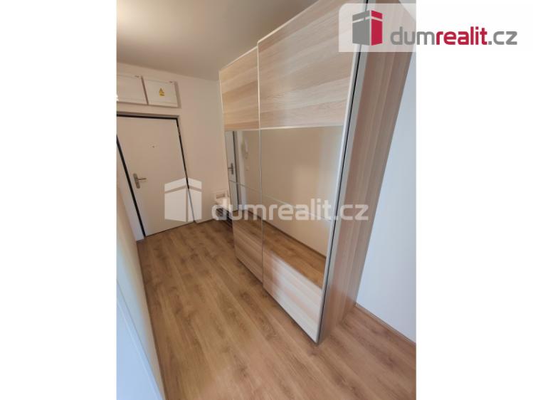 Pronájem bytu 2+KK Praha-Ďáblice, Heřmanická č. 14