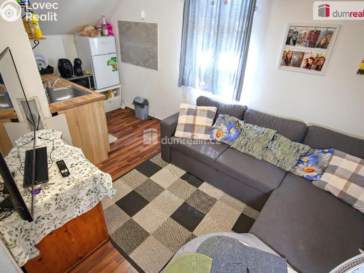 Pronájem bytu 1+KK Neratovice, Hlavní č. 3