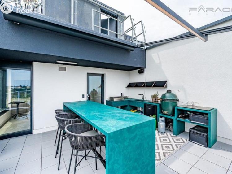 Sale apartment 3+KK Praha, Československého exilu č. 8