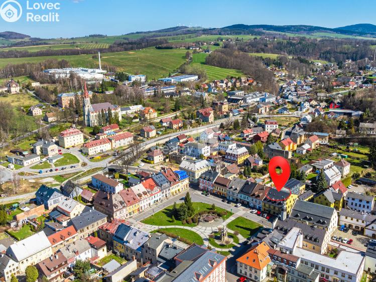 Prodej bytu 3+KK Chrastava, náměstí 1. máje č. 10