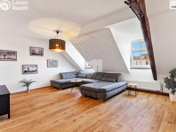 Prodej bytu 3+KK Chrastava, náměstí 1. máje č. 10