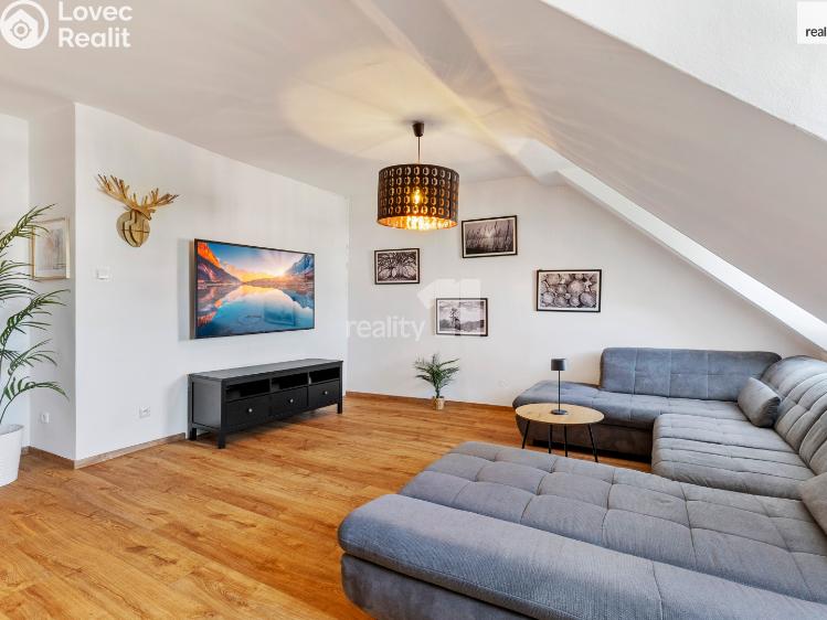 Prodej bytu 3+KK Chrastava, náměstí 1. máje č. 3