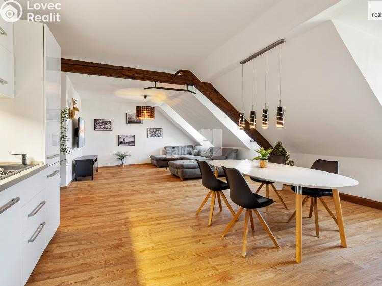 Prodej bytu 3+KK Chrastava, náměstí 1. máje č. 6