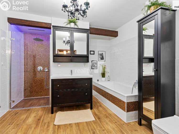 Prodej bytu 3+KK Chrastava, náměstí 1. máje č. 20