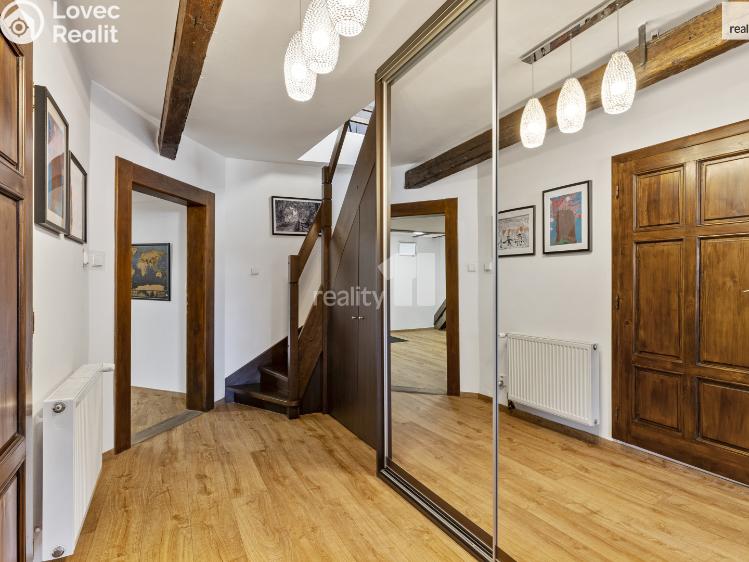 Prodej bytu 3+KK Chrastava, náměstí 1. máje č. 24