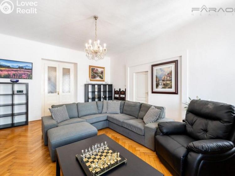 Pronájem bytu 4+1 Praha, Biskupská č. 3