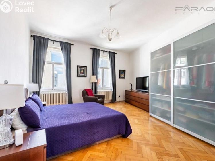 Pronájem bytu 4+1 Praha, Biskupská č. 5