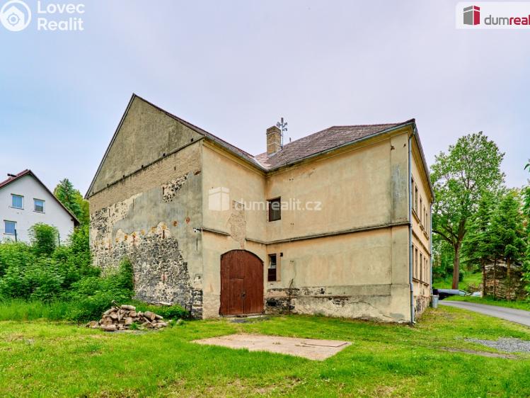 Prodej rodinného domu Lovečkovice č. 28