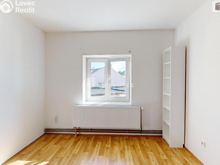 Rent apartment 1+1 Opava, Podvihovská č. 3