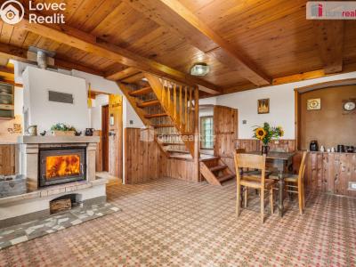 Продаж сімейного будинку Třebušín č. 1