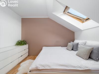 Продажа квартиры 4+1 Praha, V javorech č. 6