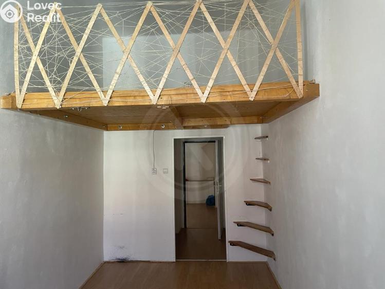 Pronájem bytu 3+1 České Budějovice, Hroznová č. 6