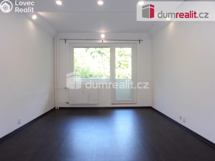 Pronájem bytu 2+1 Karlovy Vary, Charkovská č. 2