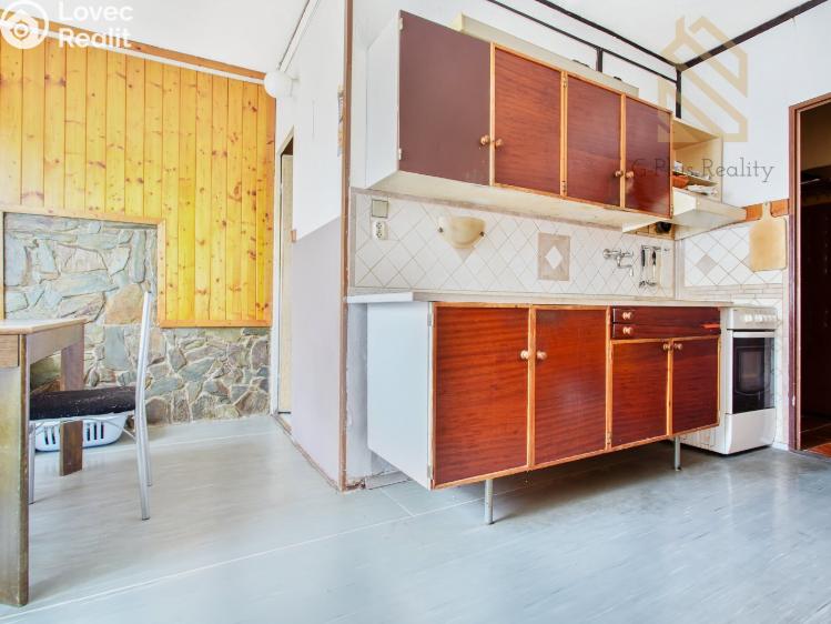 Prodej bytu 2+1 Dobkovice č. 12