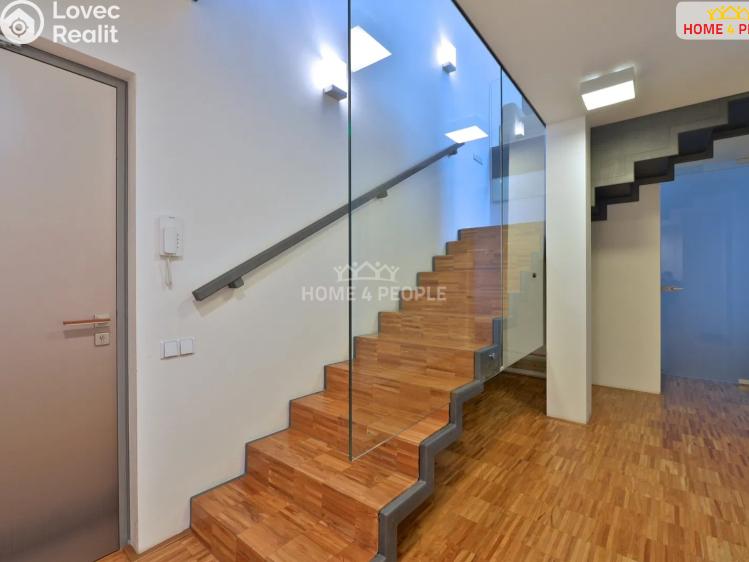 Продаж квартири 4+KK Praha 3, Prokopova č. 17