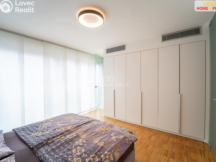 Продаж квартири 4+KK Praha 3, Prokopova č. 23