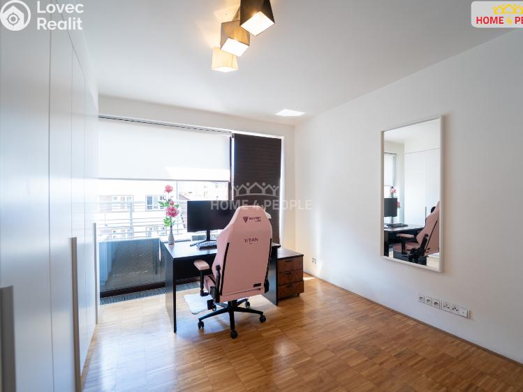 Продаж квартири 4+KK Praha 3, Prokopova č. 34